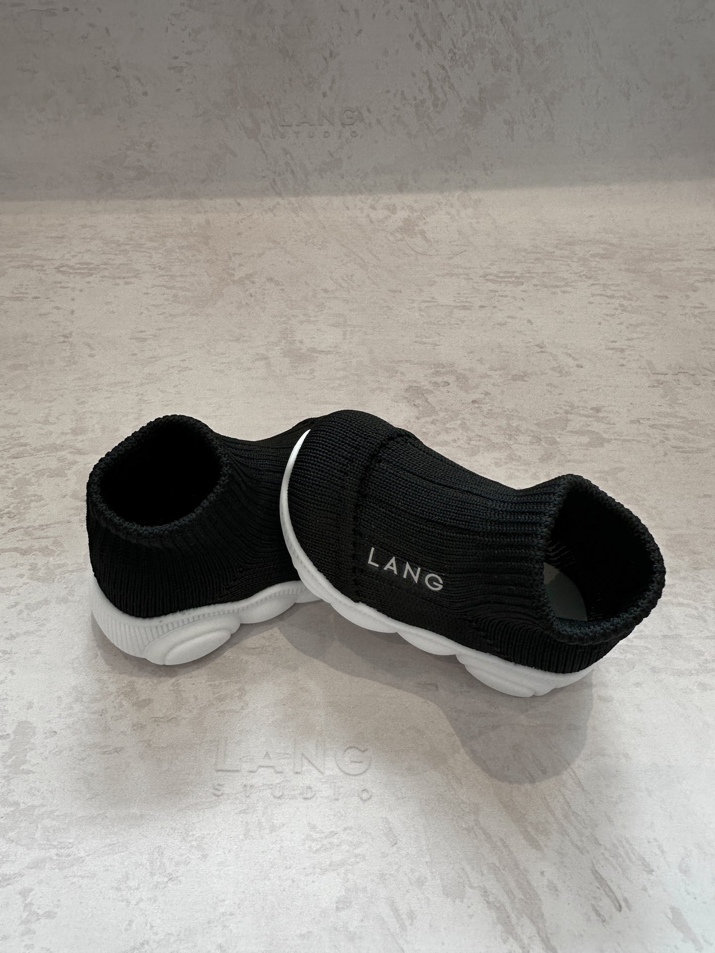 KIDS KNITTED MID TOP BOOTIES - NOIR BLACK