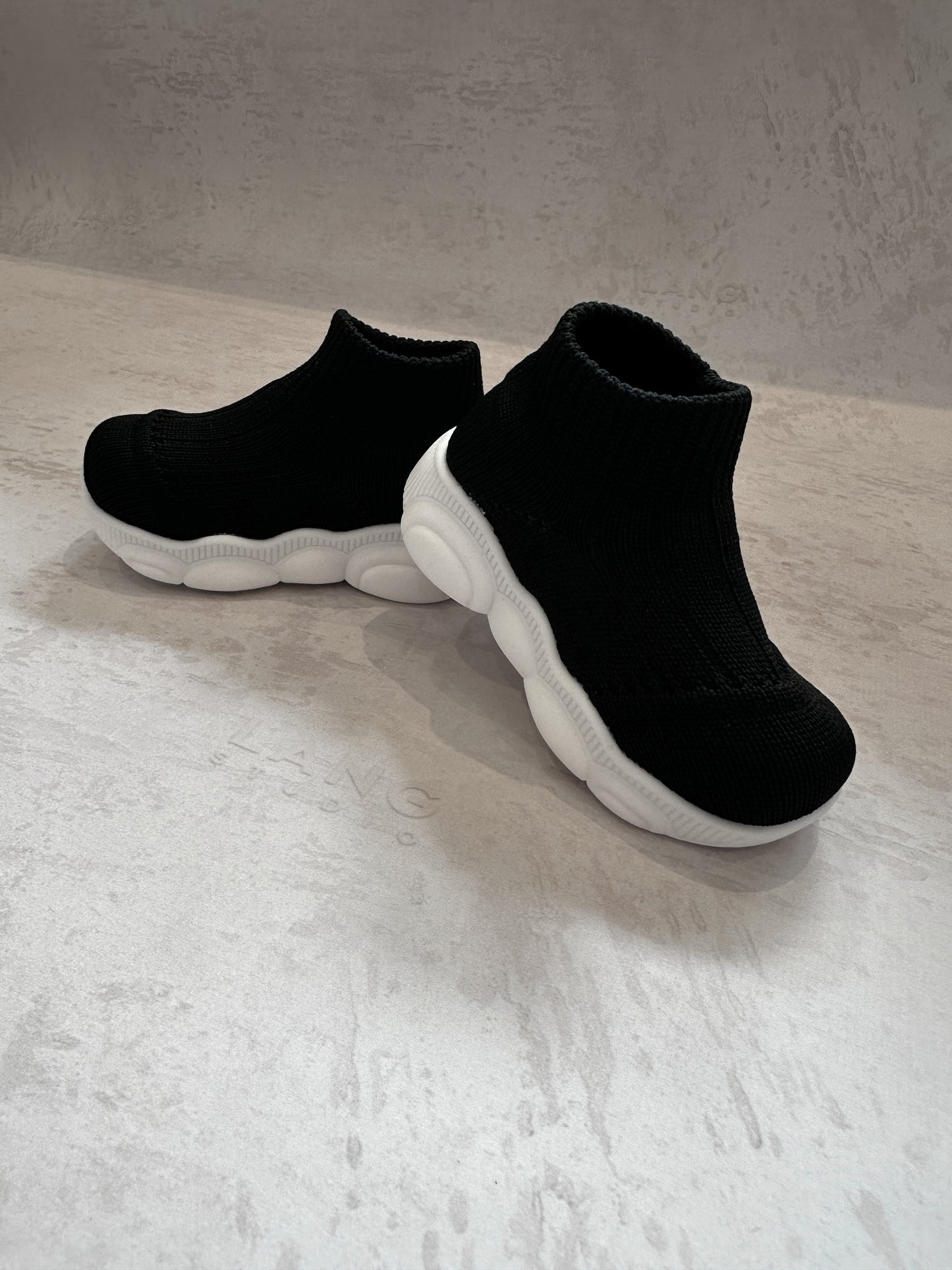 KIDS KNITTED MID TOP BOOTIES - NOIR BLACK