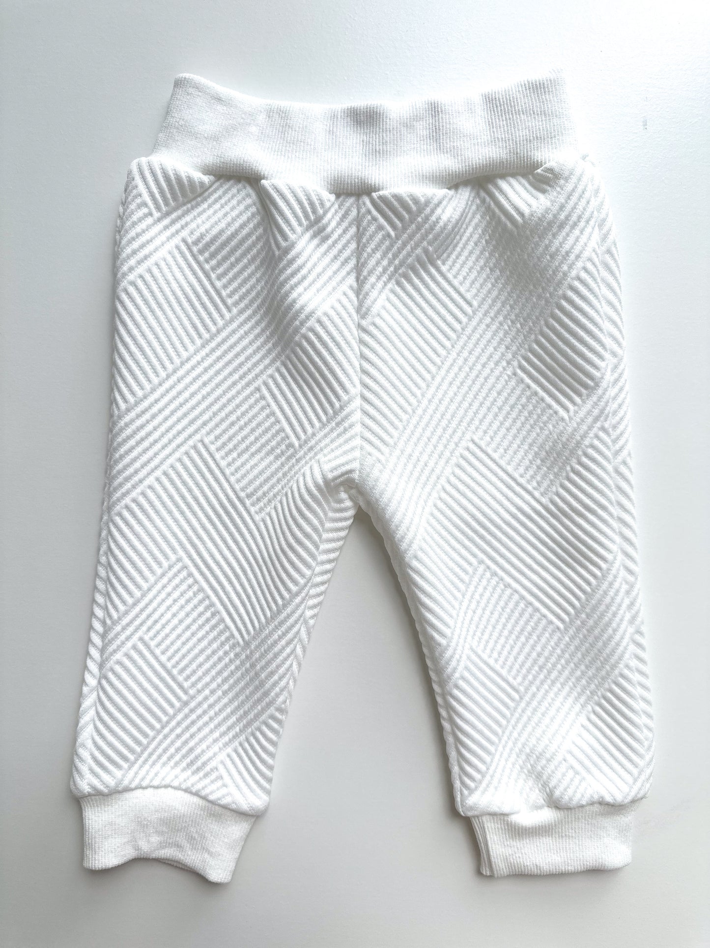 KIDS TEXTURED PATTERN SWEATSHIRT AND JOGGER CO-ORD SET - BLANC WHITE