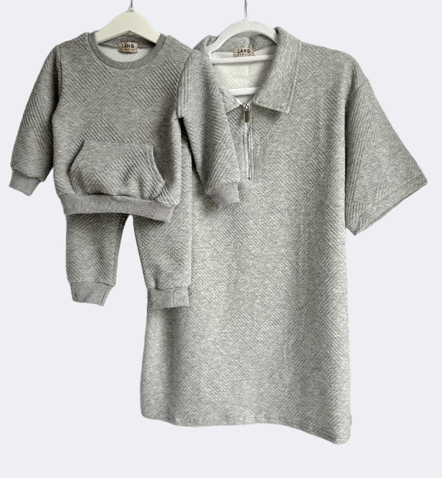 MENS TEXTURED PATTERN ZIP COLLAR POLO SHIRT - STORM GREY