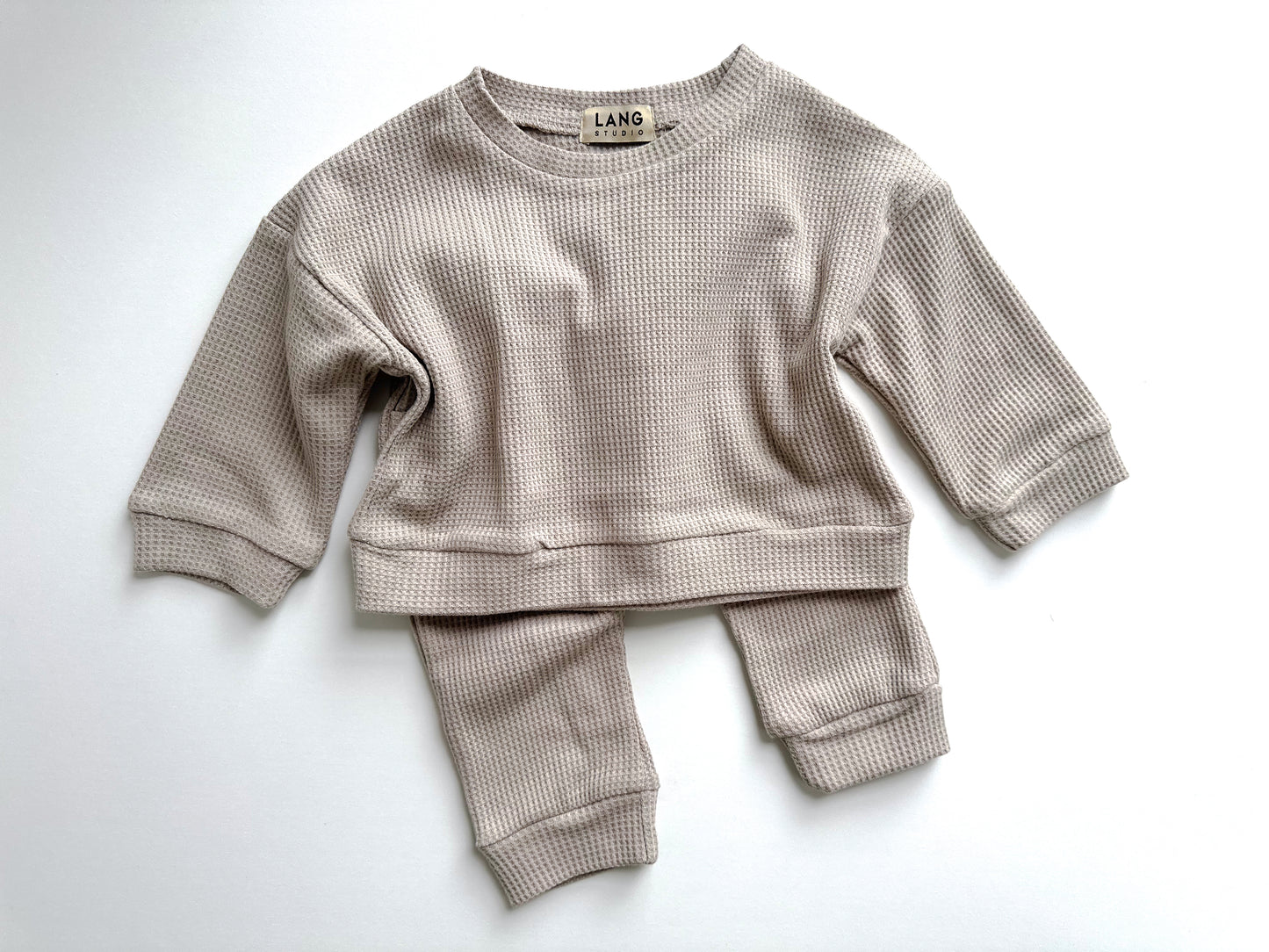 KIDS WAFFLE BOXY SWEATSHIRT AND JOGGER CO-ORD SET - NATURAL SUEDE