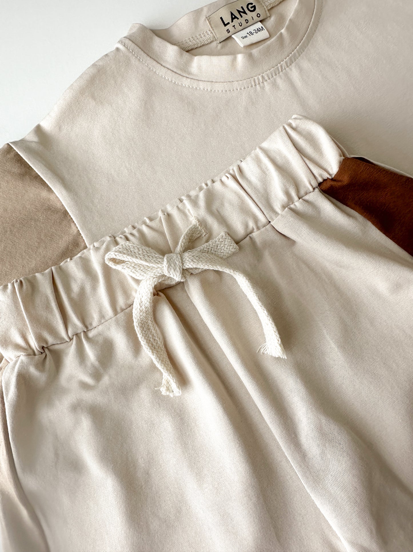 KIDS T-SHIRT AND SHORTS CO-ORD SET - EARTH TONES