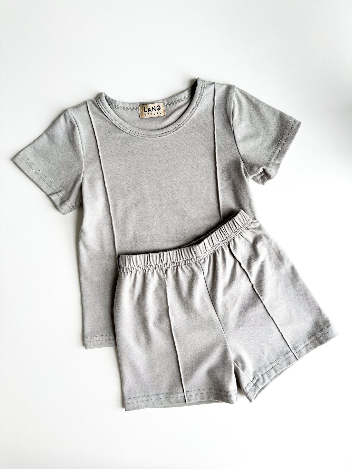 KIDS LIGHTWEIGHT T-SHIRT AND SHORTS CO-ORD SET - MODERN GREY