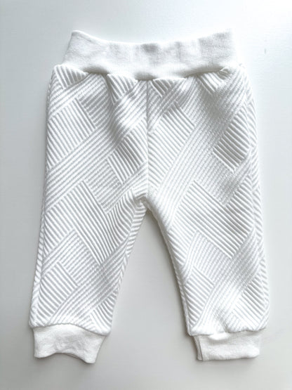 KIDS TEXTURED PATTERN SWEATSHIRT AND JOGGER CO-ORD SET - BLANC WHITE
